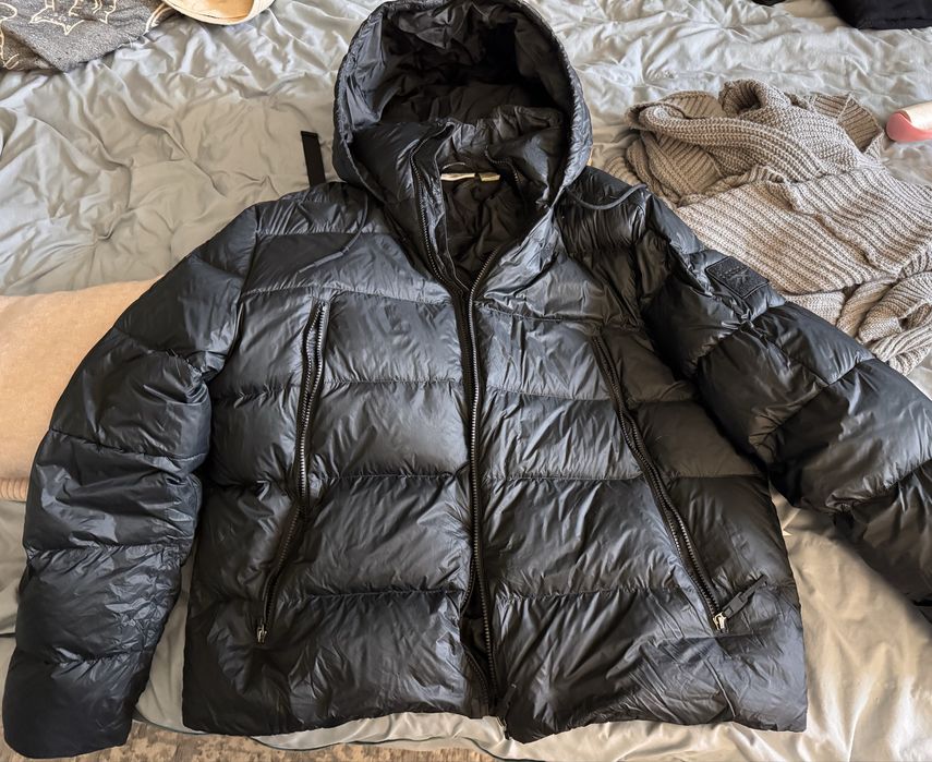 Продаю куртку Reebok