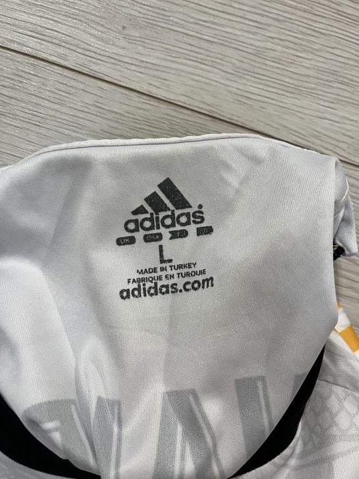 Vand tricou real madrid