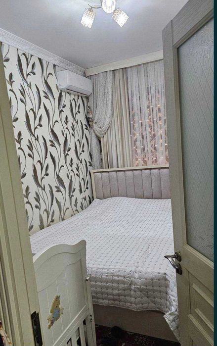 Продаю квартиру. Юнусабад  19 2\4\5  Пансионат Ипотека есть