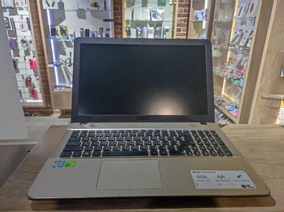 Ноутбук asus i3 mx920