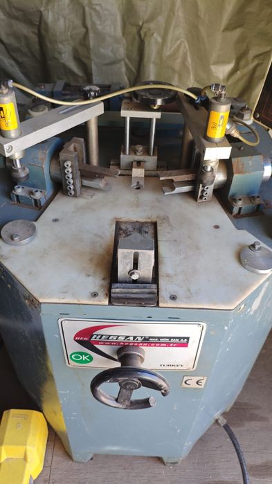 Станки для окон и дверей