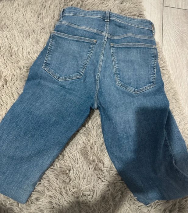 Blugi zara marimea S