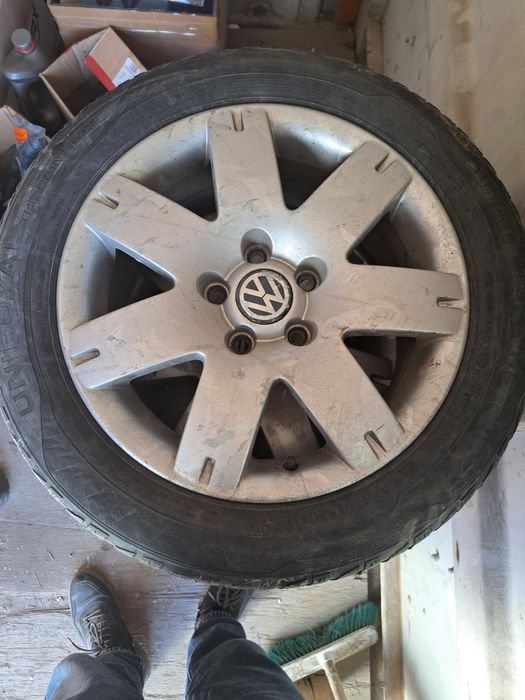 Продам резину на 16 с дисками