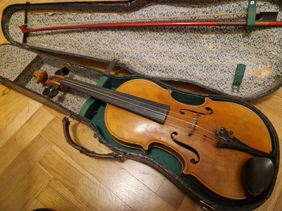 Цигулка Antonius Stradiuarius Cremonensis Faciebat anno 1712