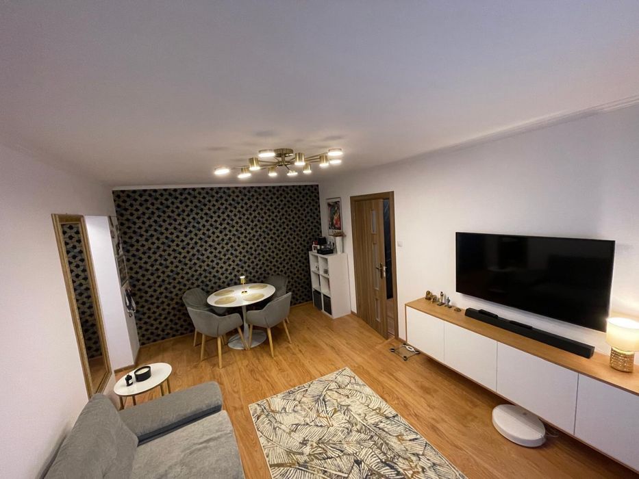 Apartament 3 camere lux la cheie