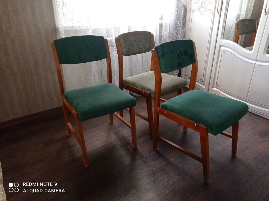 Продается стулья Прибалтика!