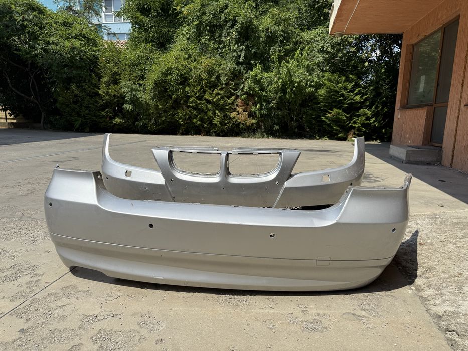 Пакет Е90 с отвори за парктроник