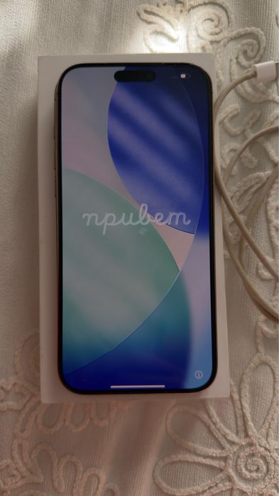 Продам iPhone 16 Pro Max