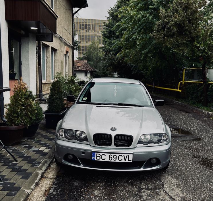 Vând bmw e46 320d de piese / refacut