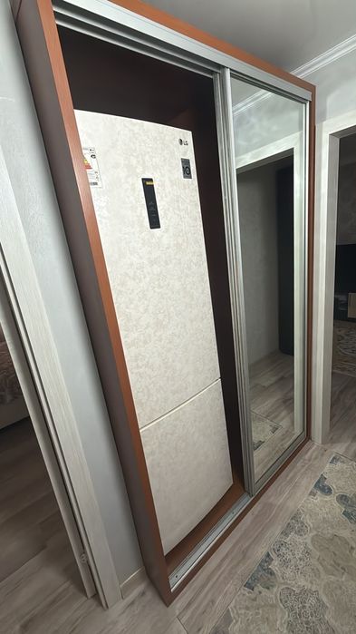 Продам шкаф купе для прихожей