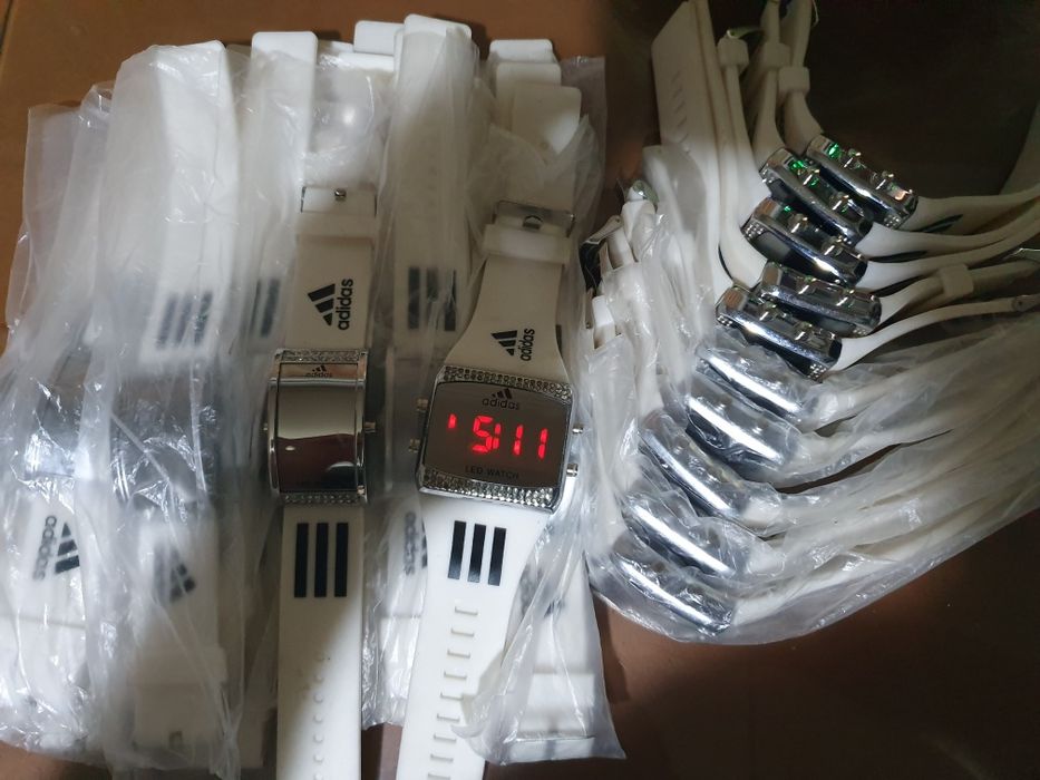 часы adidas, наручные, новые, стильные, модные, спортивные