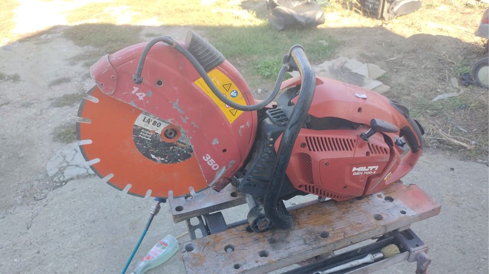 Motodebitator / Drujbă beton Hilti DSH 700-X (350 mm) – Stare Bună de Funcționare
