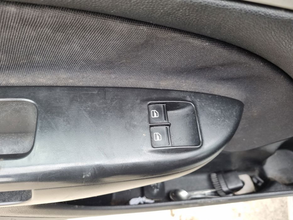 Butoane comanda geamuri sofer Skoda Octavia 2 (1Z3) [Fabr 2004-2013]