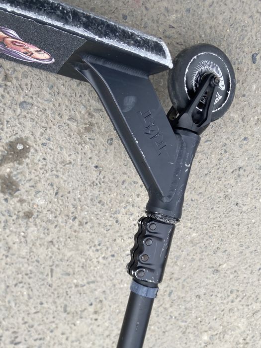 Трюковой самокат