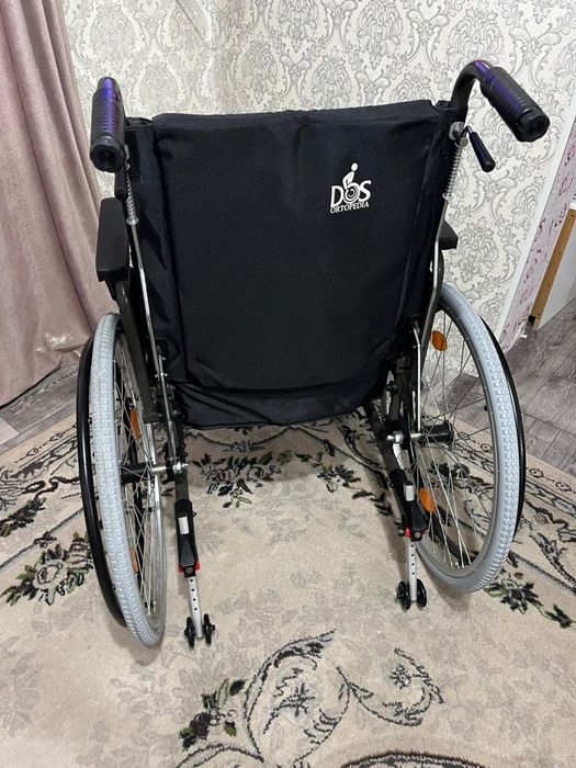Продам инвалидную коляску Dos ortopedia GOLD 400