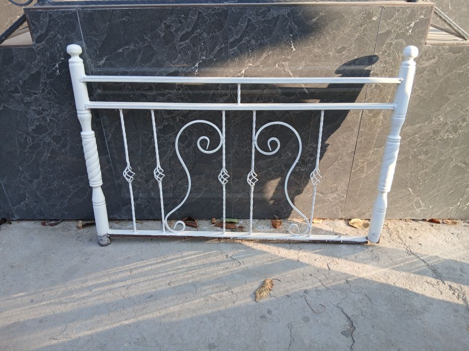 Перила бу крашенный