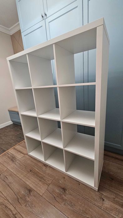 Стеллаж IKEA KALLAX с 12 ячейками
