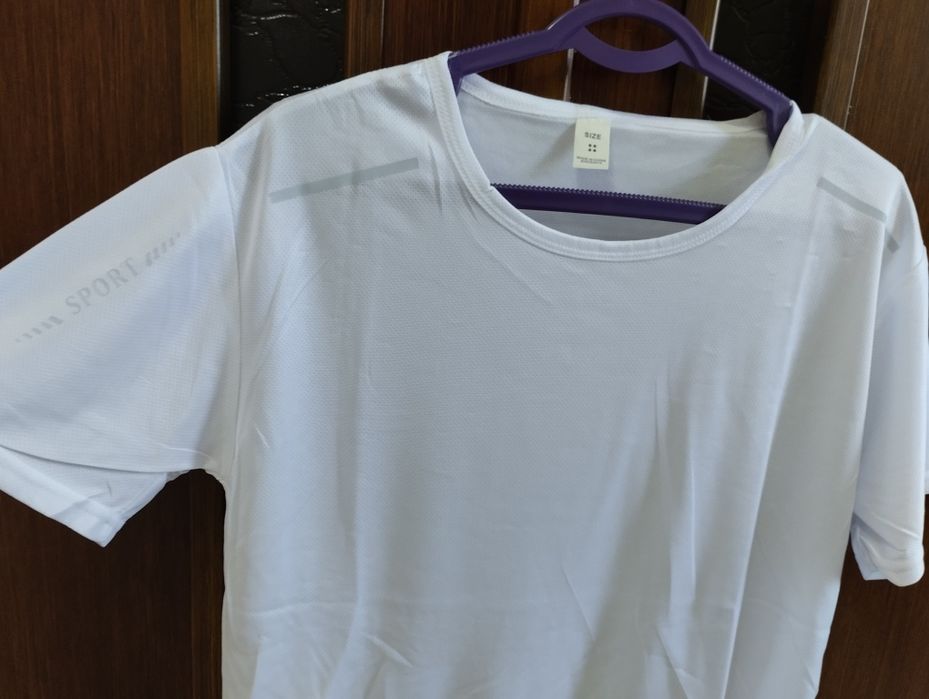 Футболка спортивная