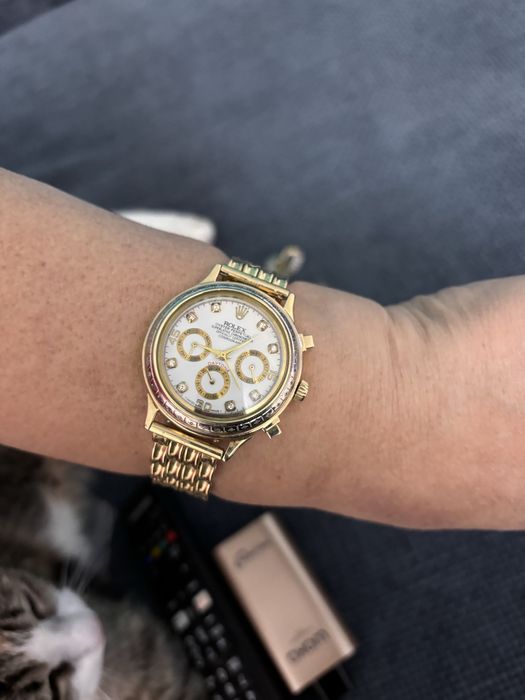 Золотые часы ROLEX