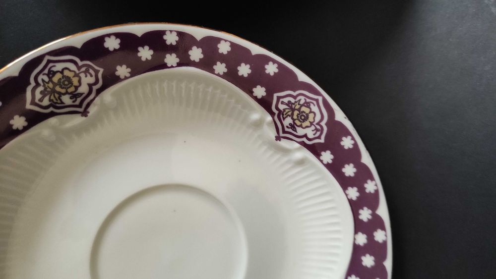 Порцеланов троен сет за чай/дълго кафе