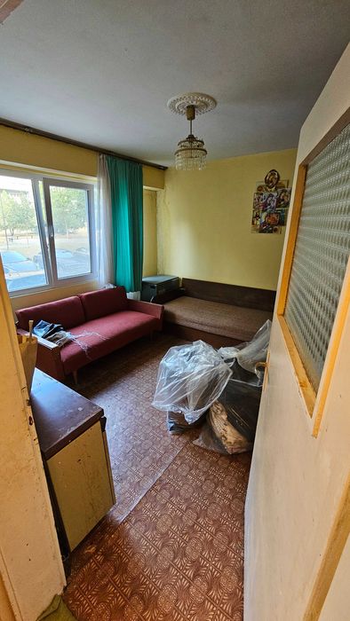 Продава се Тристаен апартамент в Ямбол, Граф Игнатиев - 60 кв.м за 1105 €/кв.м - Снимка #4