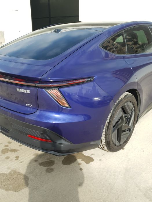 Geely Jiyue Robo 07. Elektro-Mobil