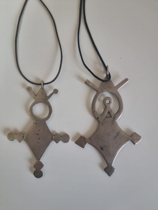 Pandantiv cruce Tuareg berber din argint – gravat manual, Africa Sahar