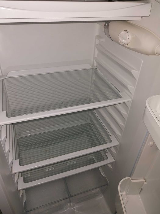 Продавам хладилник