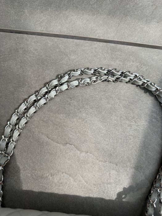 Дамска сива чанта Chanel