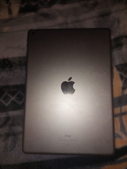 iPad 9 10/10 ca nouă