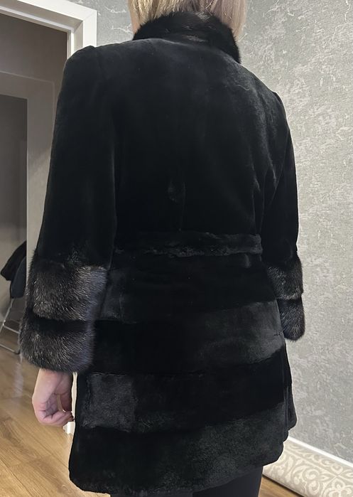 Продам шубу срочно