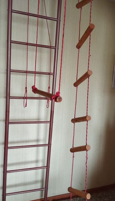 Шведская стенка для детей