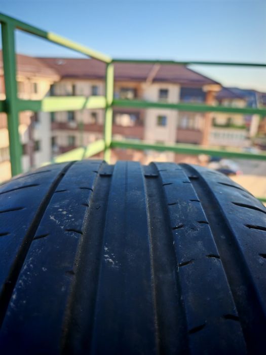 Anvelope Pirelli: 255/35 R19 + 225/40 R19 BMW și 120/70 R17 Moto