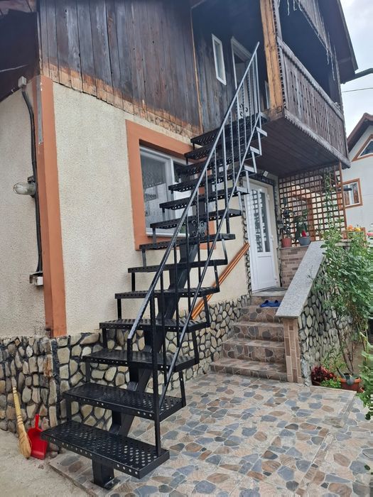Scări zincate...