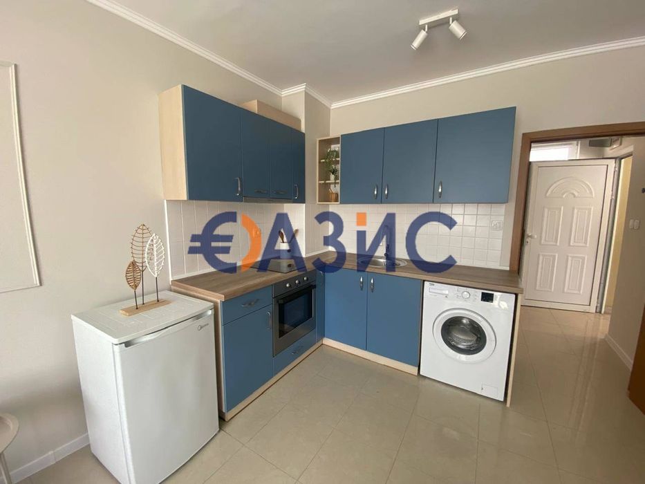 Продава се Двустаен апартамент в Свети Влас - 49 кв.м за 1062 €/кв.м - Снимка #7