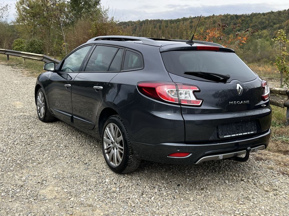 Renault Megane GT-line / Xenon / Navigatie/ Camera mansalier/ 1.5 Dci