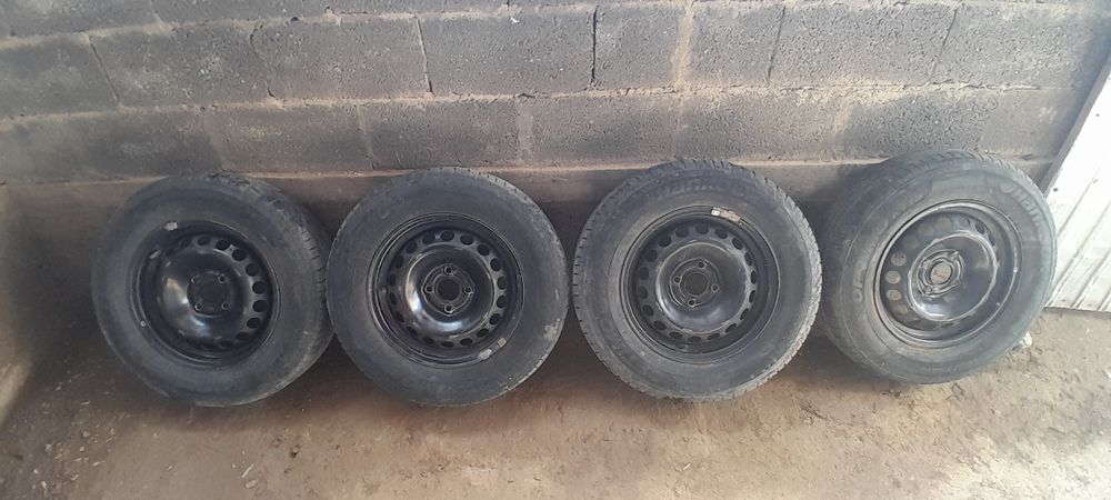 Продам летние шины