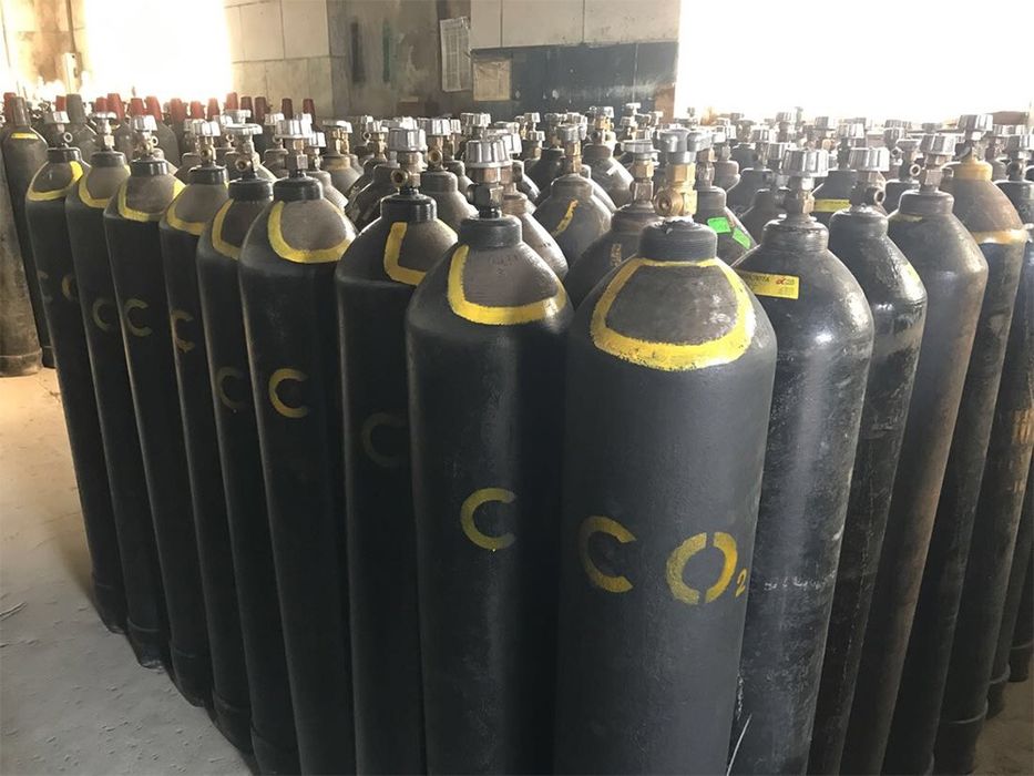 Углекислый газ .