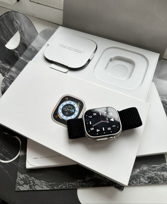 Apple iWatch Ultra 1 Natural Titanium 49mm