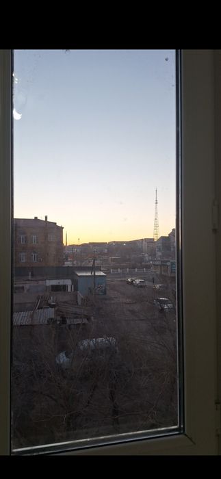Продаётся 1 квартира 3 этаж в центре