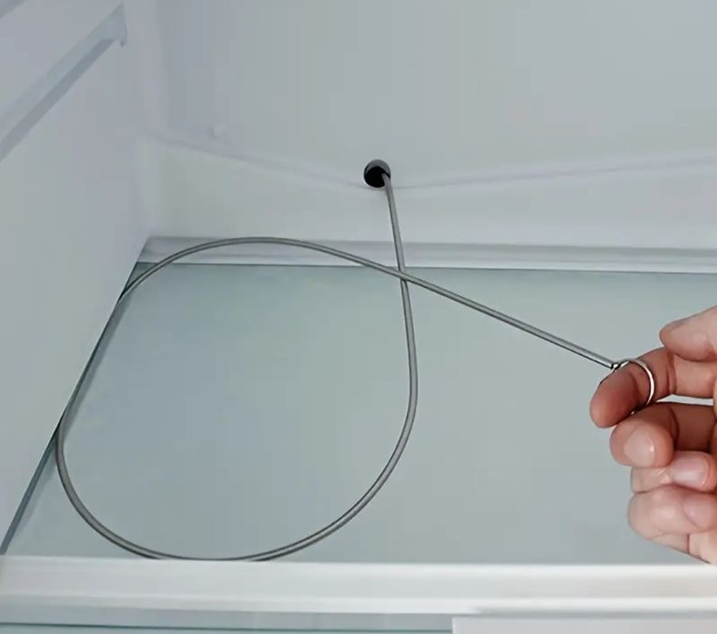 Стоманено въже 140см за отпушване на дренаж,отвори и др.