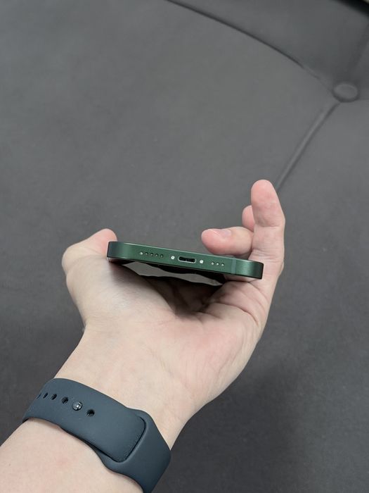 iPhone 13 256 зеленый