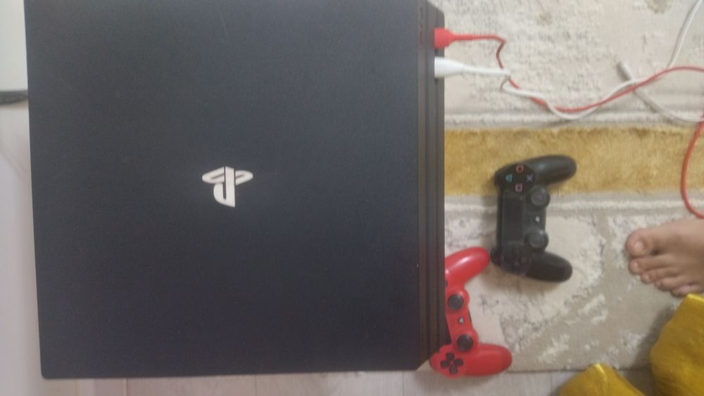 Play station 4 pro