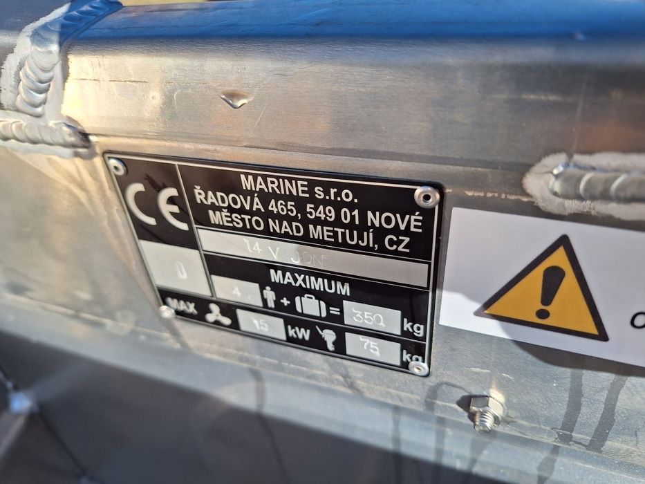 Нова алуминиева лодка Marine 14V Jon