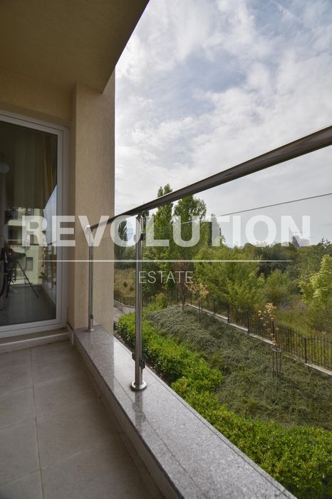 Дава се под наем Тристаен апартамент в София, Витоша - 90 кв.м за 900 € - Снимка #8