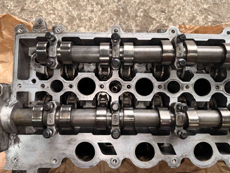 Engine head Volvo XC70 d5 D5244T10 (30777365-013)