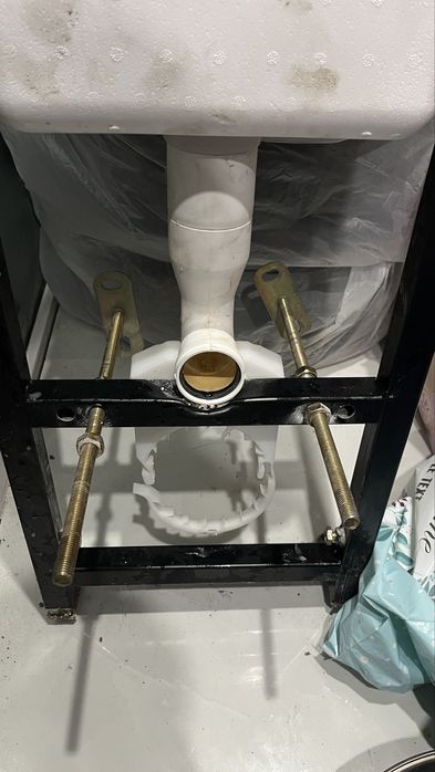 Продам Cersanit унитаз с инсталляцией