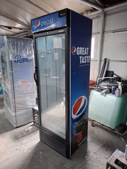 Vitrina frig dubla usi glisante/batante