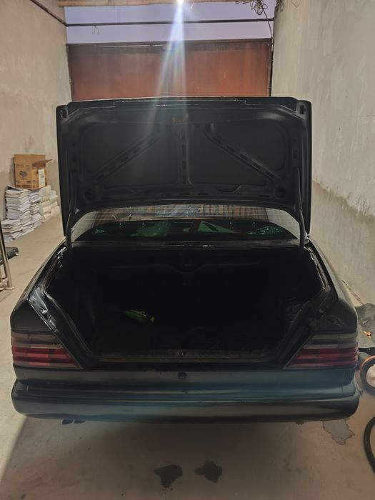 Мерседес w124 86йил Бартер Обмен Килинади Жигули Йоки Волга