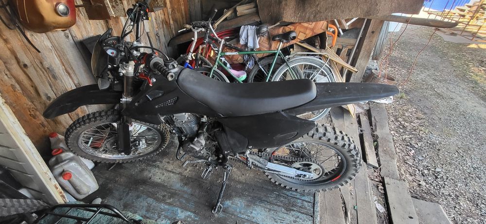 Продам эндуро SYCMCC 250